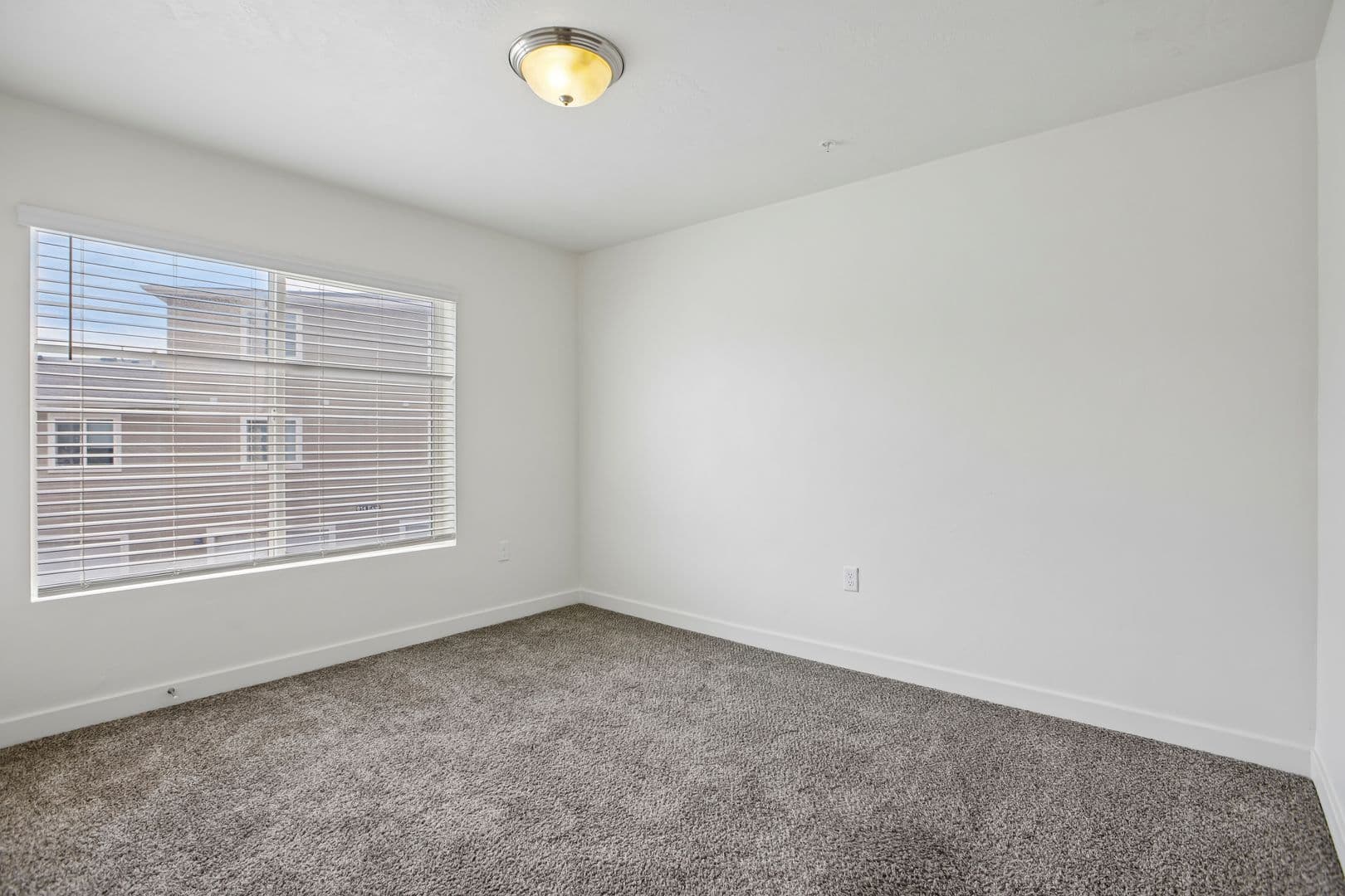 American Fork Apartment: 734 E 500 S