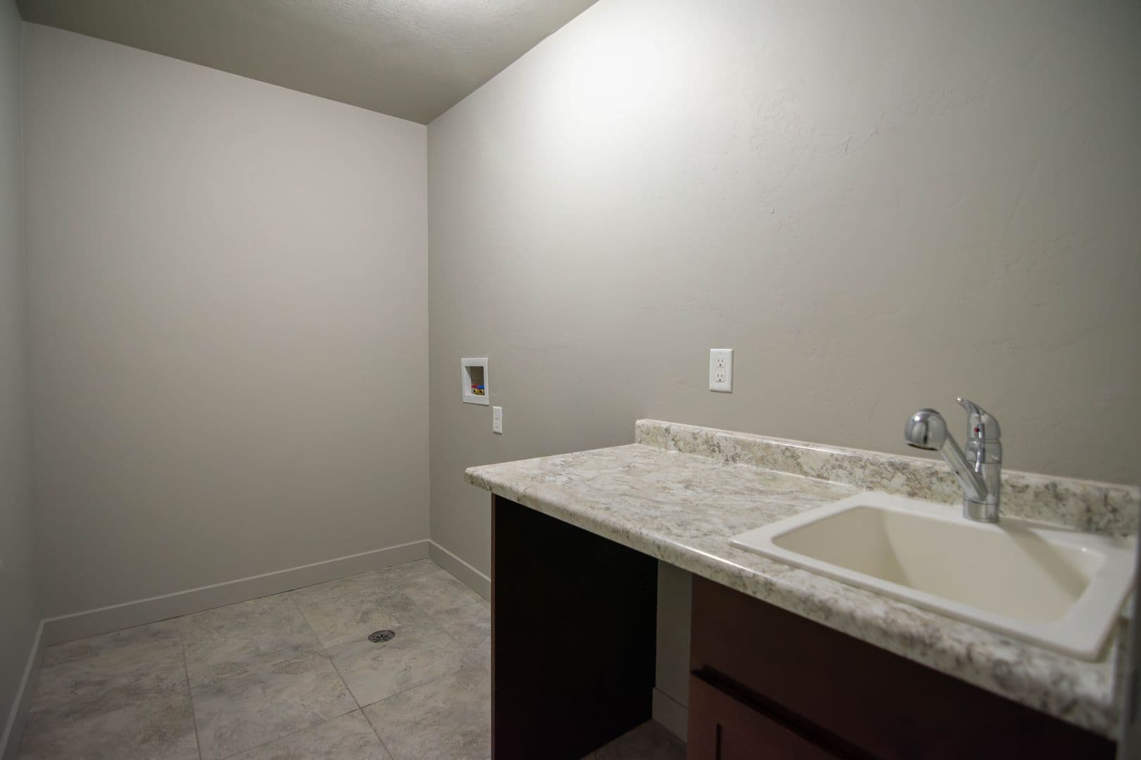 Herriman Townhome: 14411 S Ashburn Way