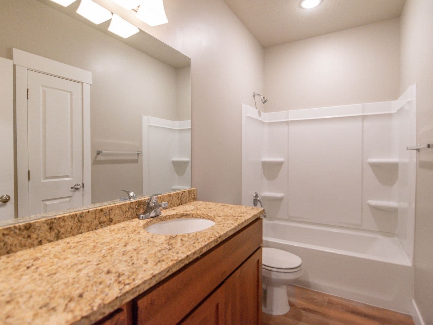 Springville Apartment: 600 W 400 S