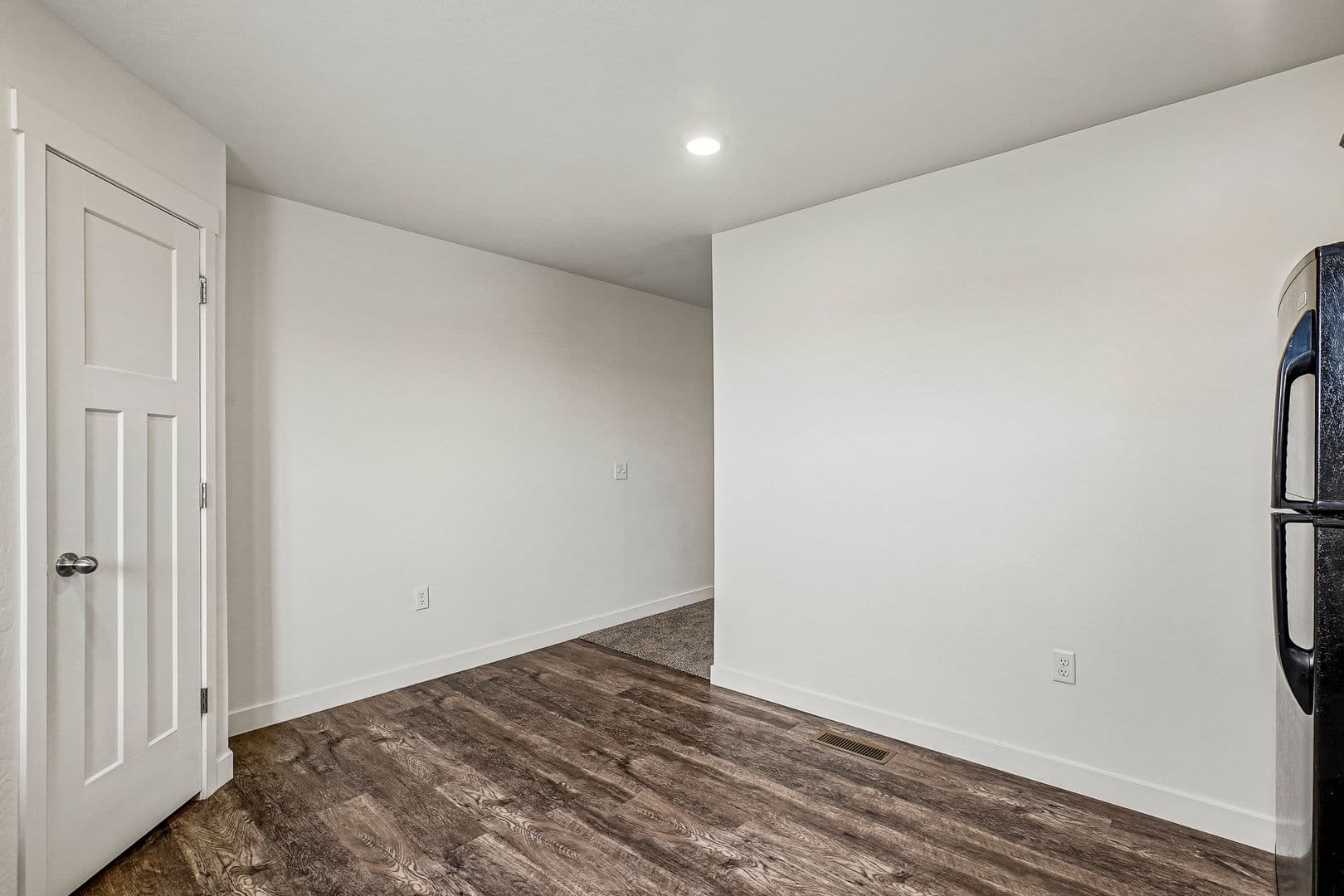 Magna Townhome: 7487 W Geraint St