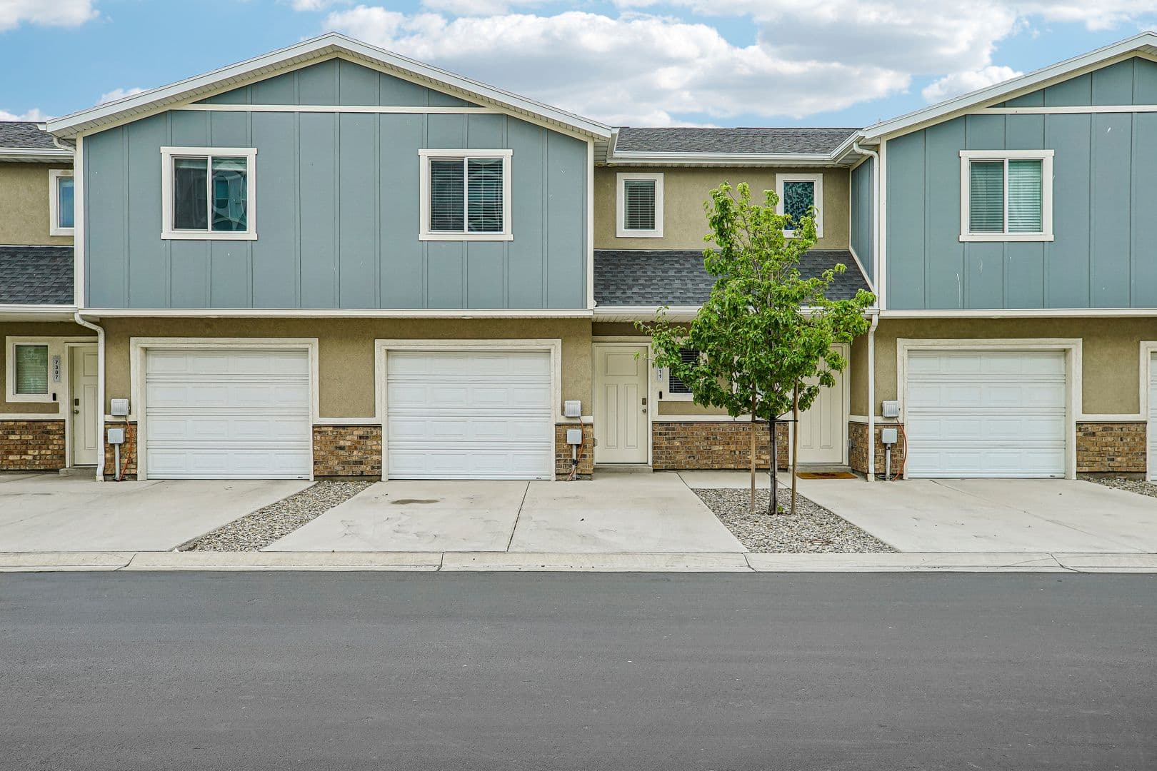 Magna Townhome: 7487 W Geraint St