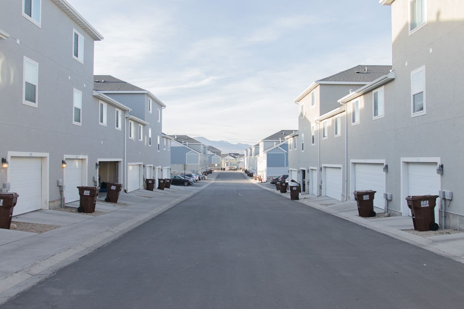 Herriman Townhome: 14411 S Ashburn Way