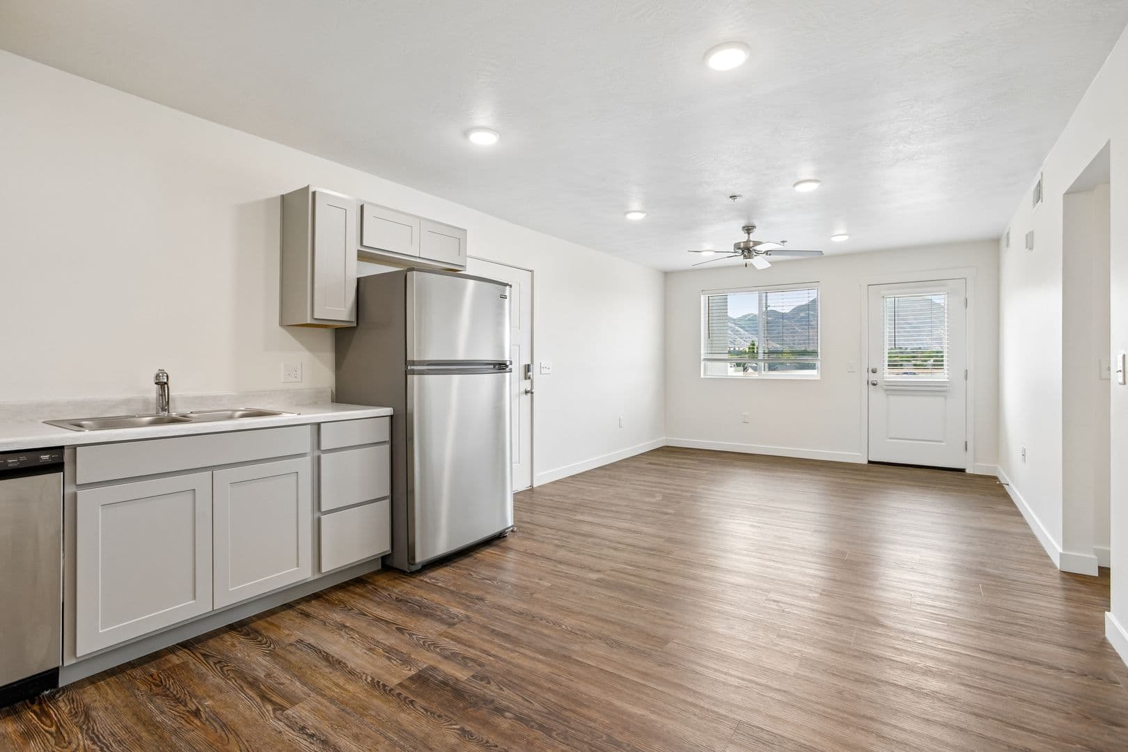 Payson Apartment: 388 W 650 N
