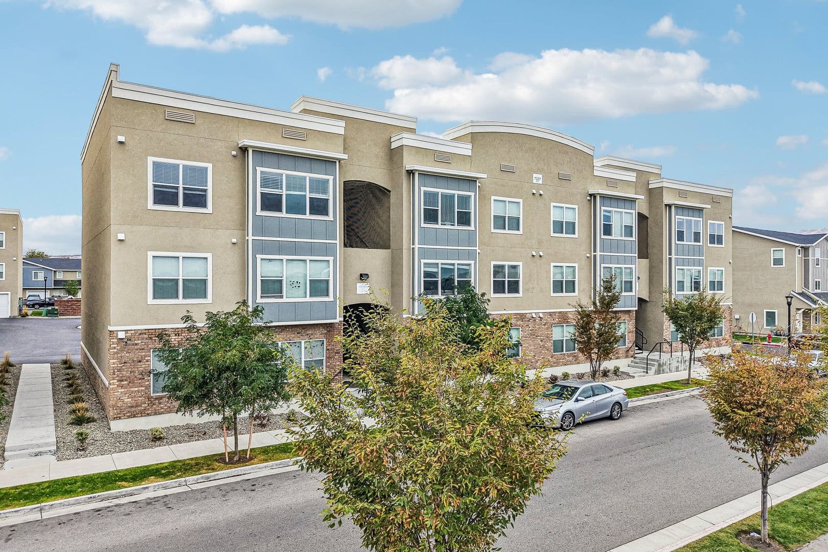 Magna Townhome: 7487 W Geraint St