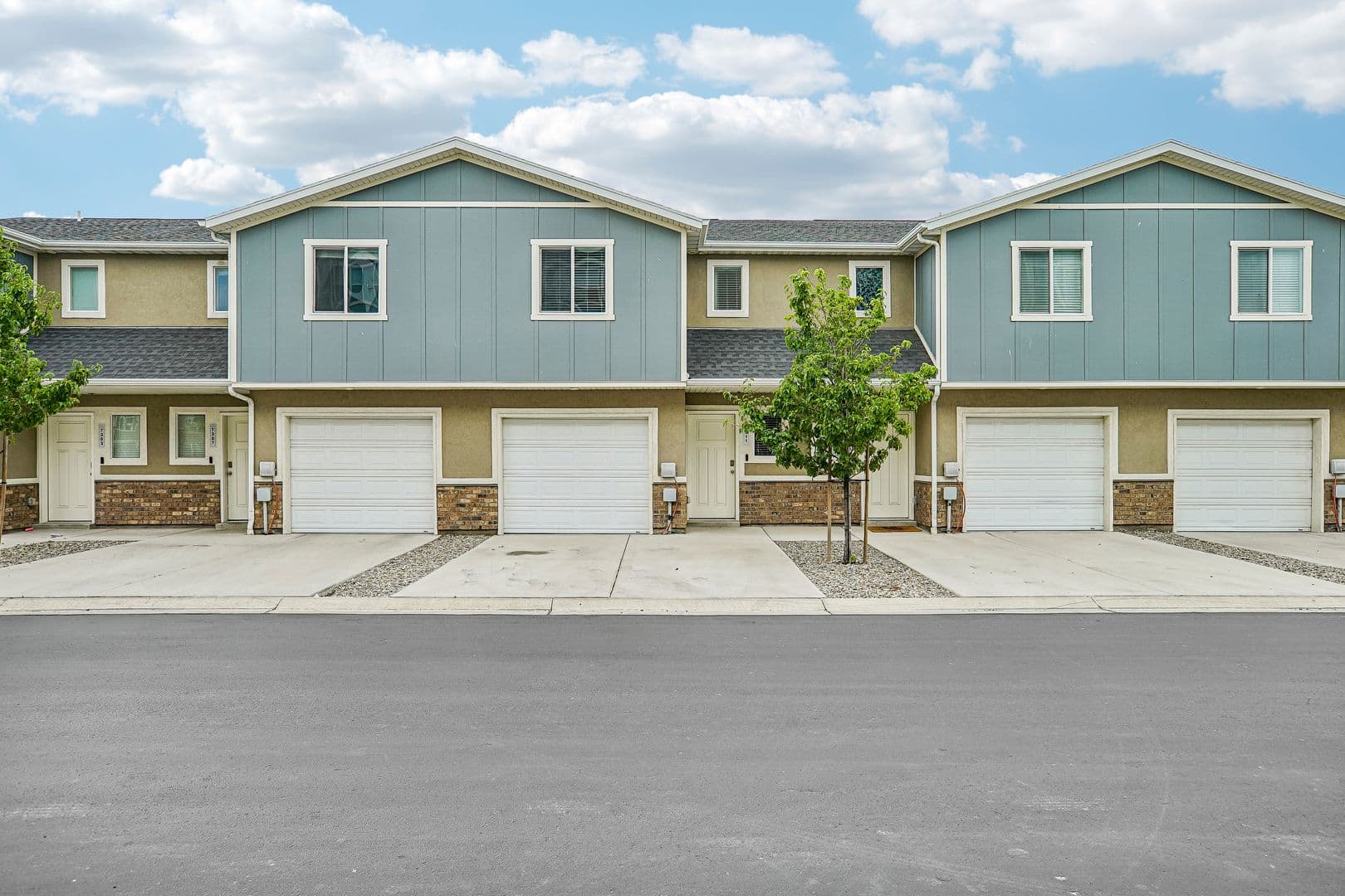 Magna Townhome: 7487 W Geraint St
