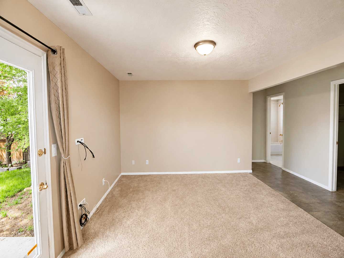 Sandy House: 9288 S Boise Circle