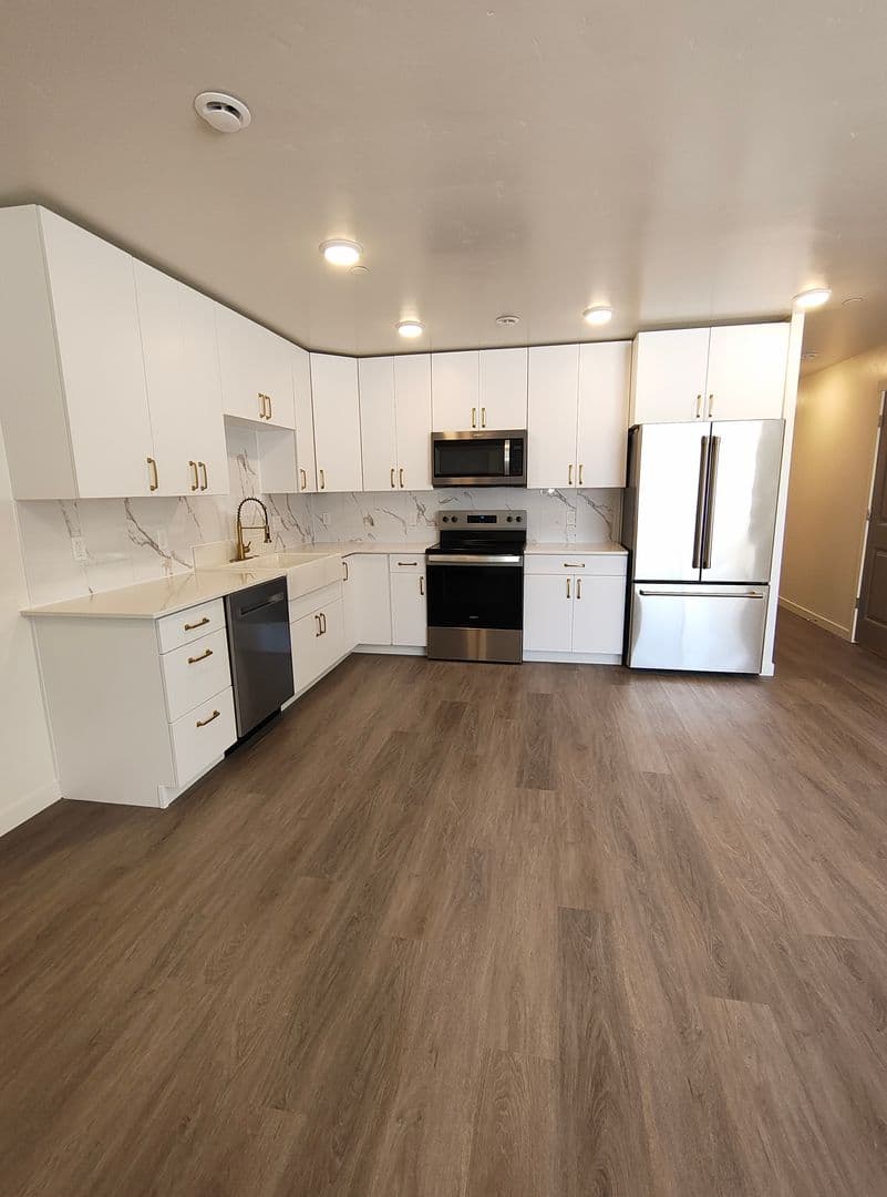 Nampa Townhome: 16852 Idaho Center Blvd