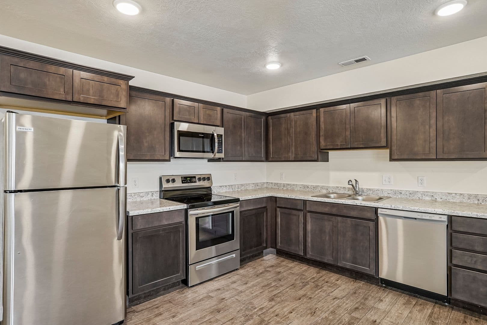 Magna Townhome: 7487 W Geraint St