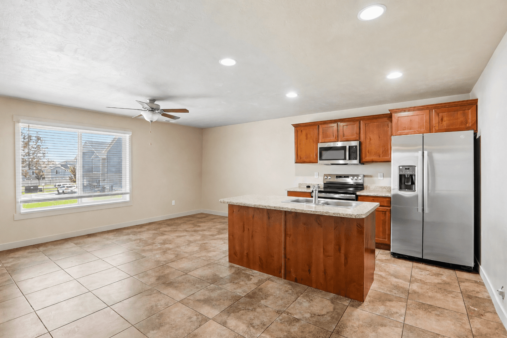 Herriman Townhome: 14411 S Ashburn Way