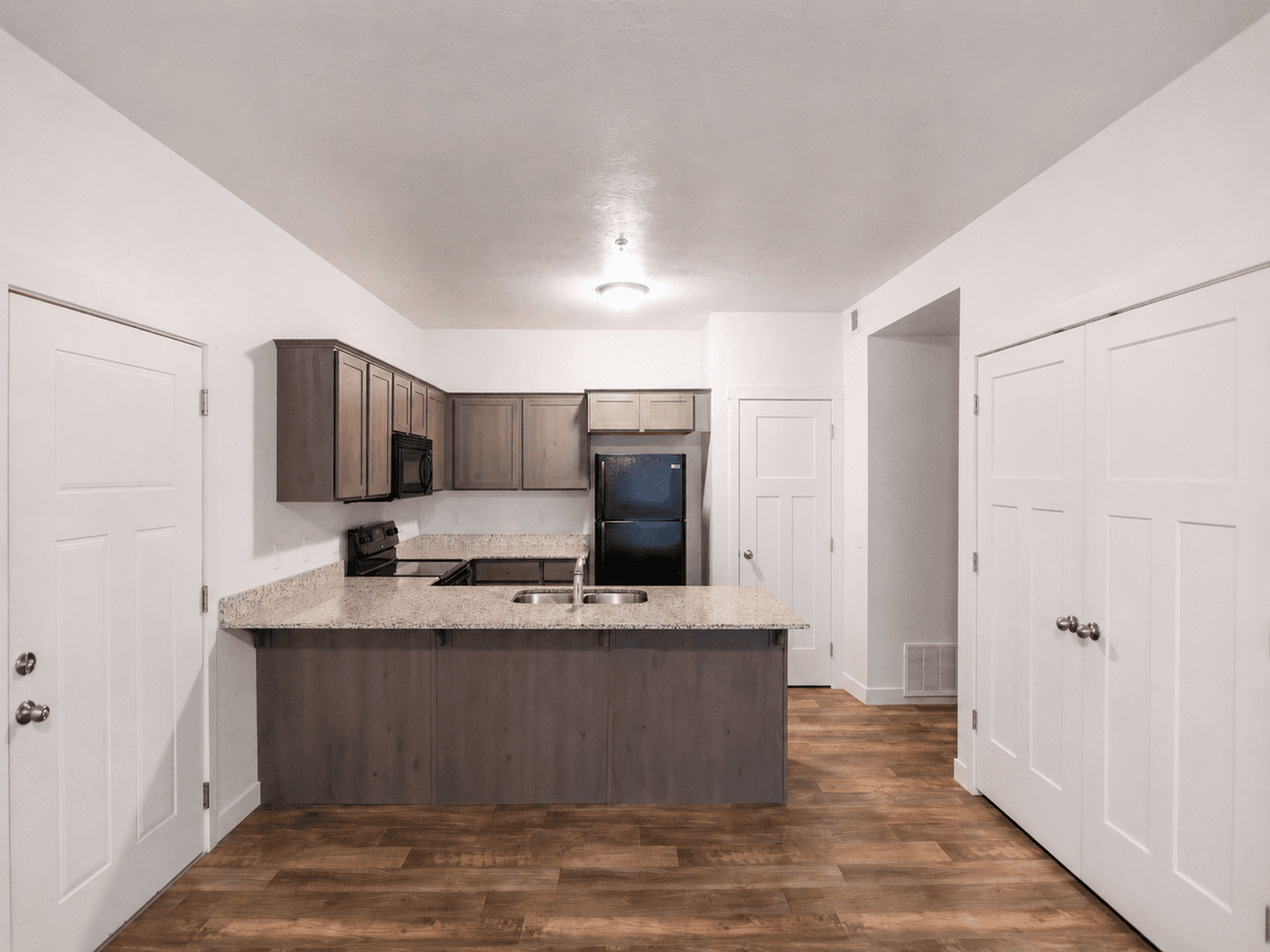 Heber Apartment: 200 W 1000 S