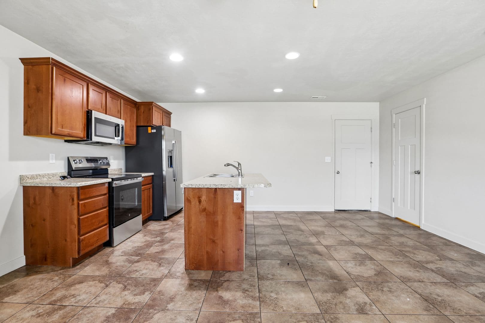Herriman Townhome: 14411 S Ashburn Way