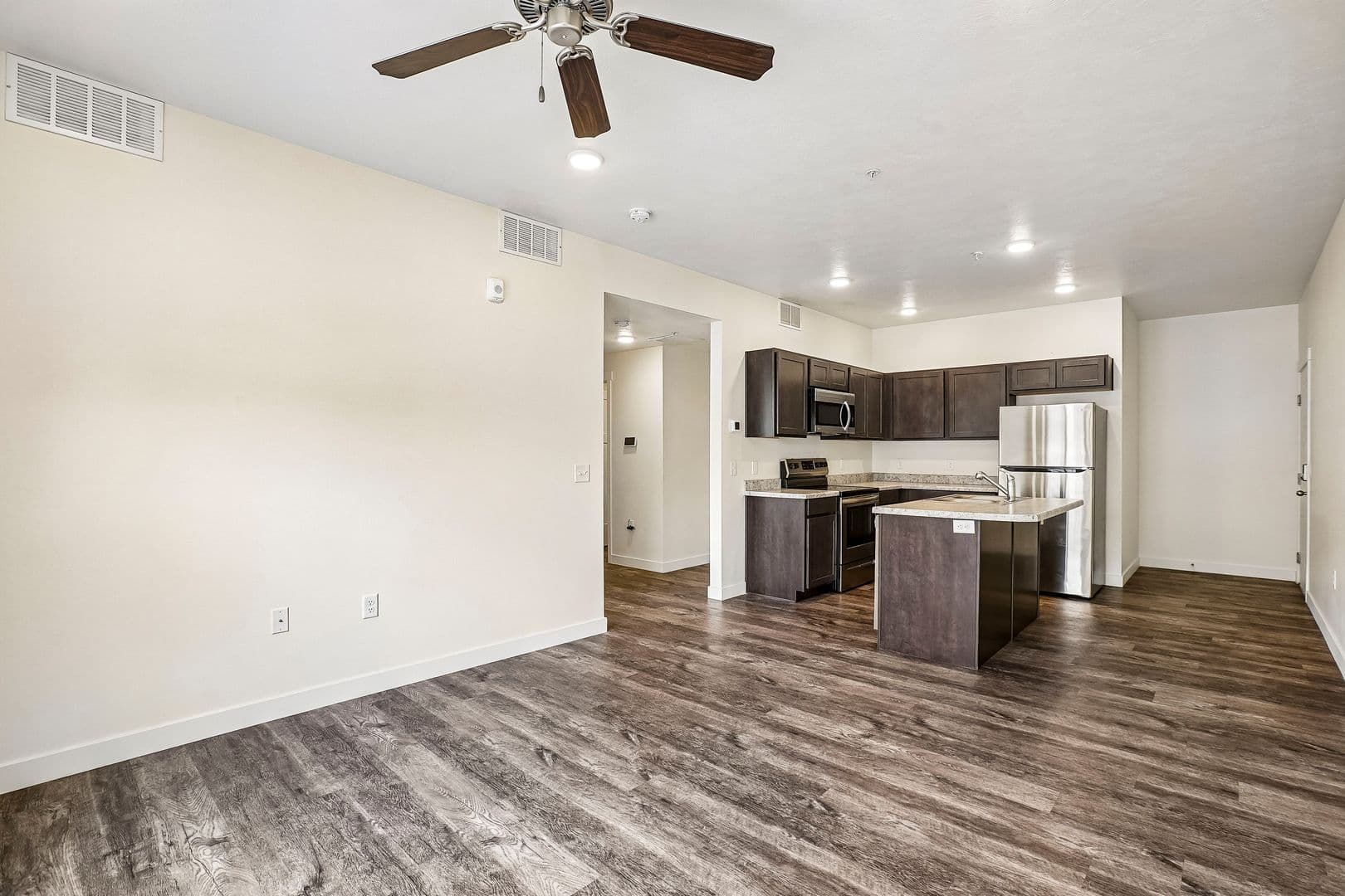 Magna Townhome: 7487 W Geraint St