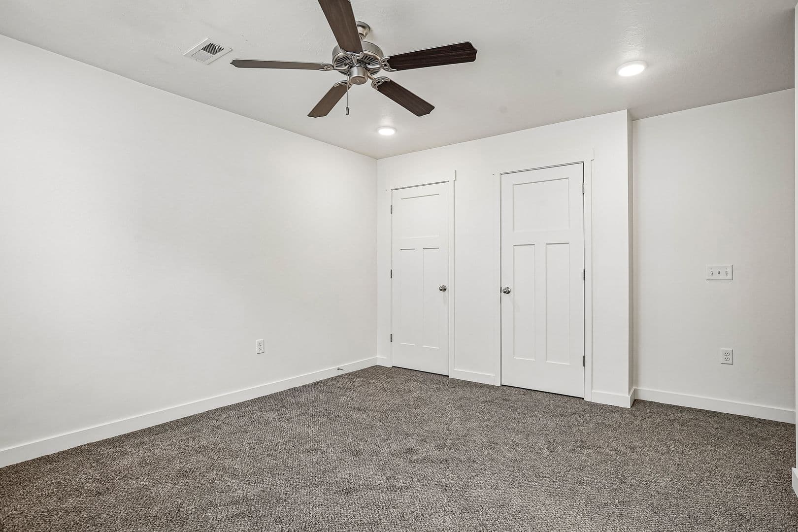 Magna Townhome: 7487 W Geraint St