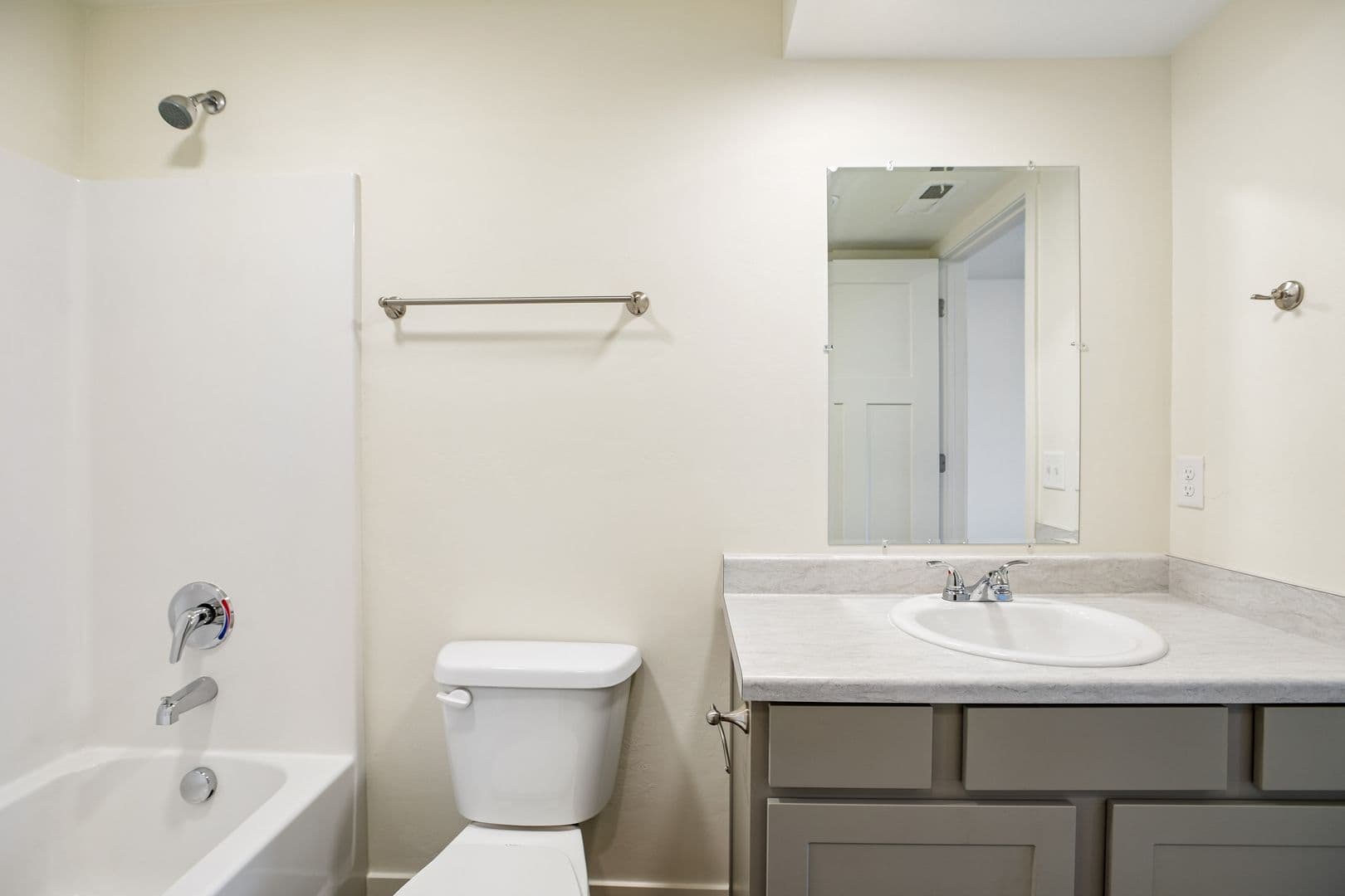 Payson Apartment: 388 W 650 N