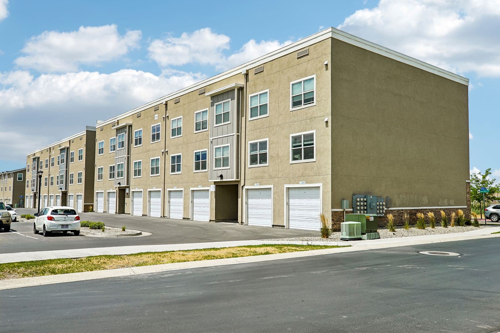 Magna Townhome: 7487 W Geraint St