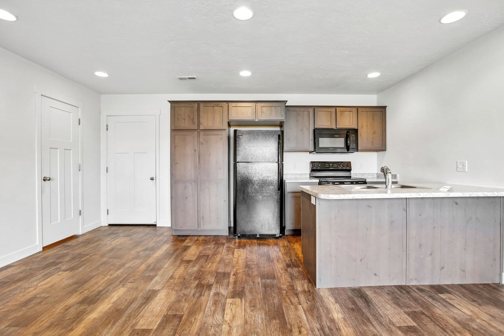 American Fork Apartment: 734 E 500 S