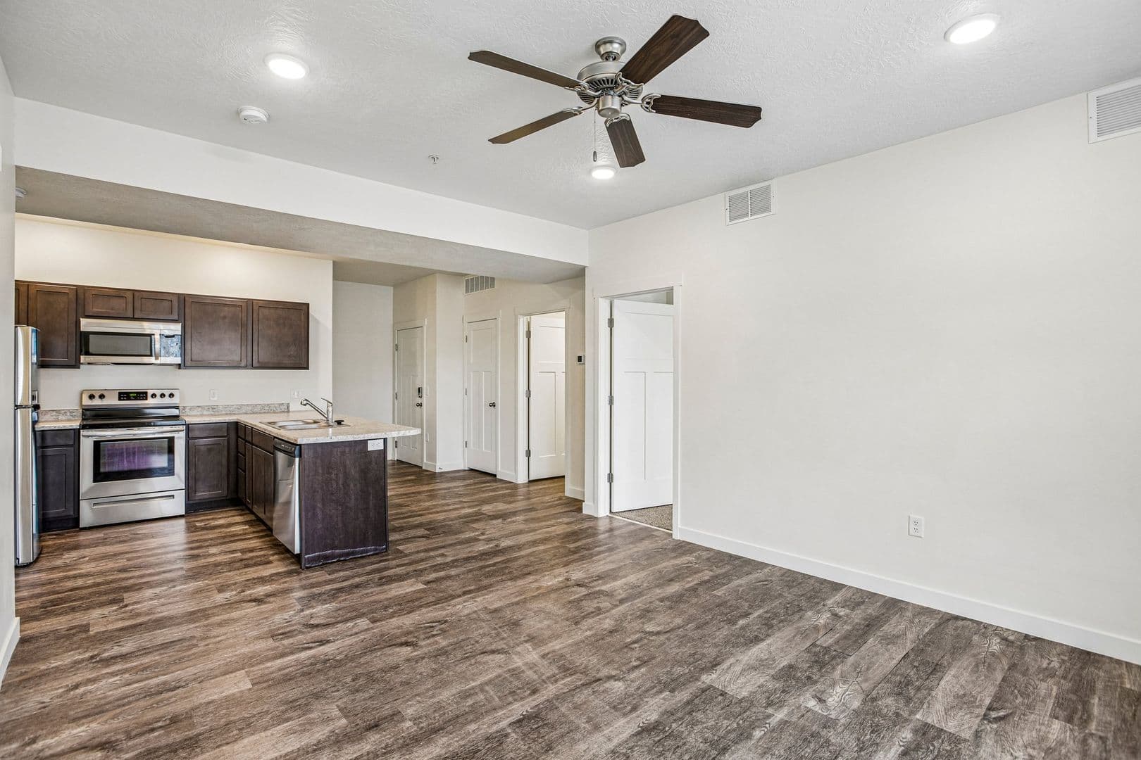 Magna Townhome: 7487 W Geraint St