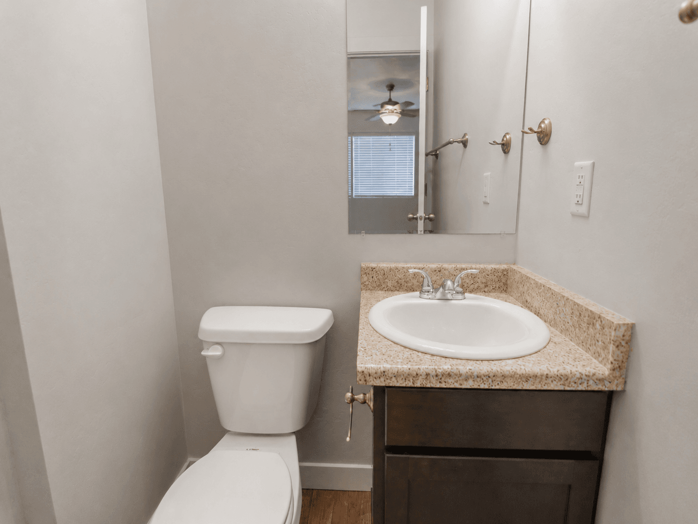 Herriman Townhome: Abbey Ln