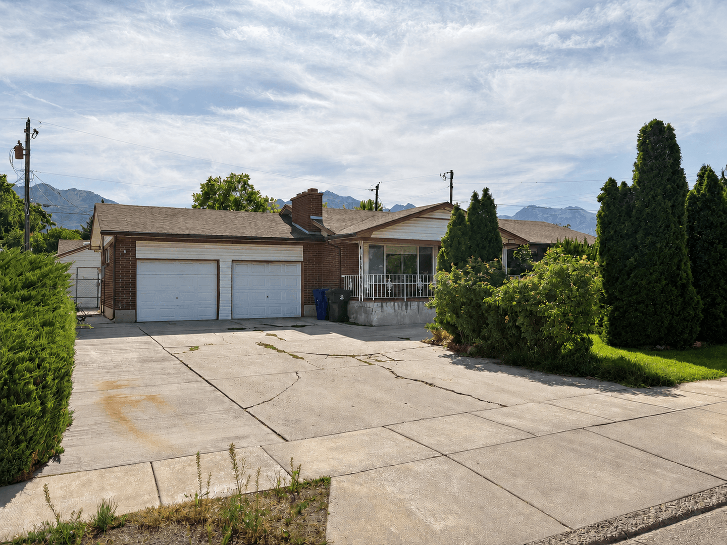 Murray House: 6087 S 1430 E #B
