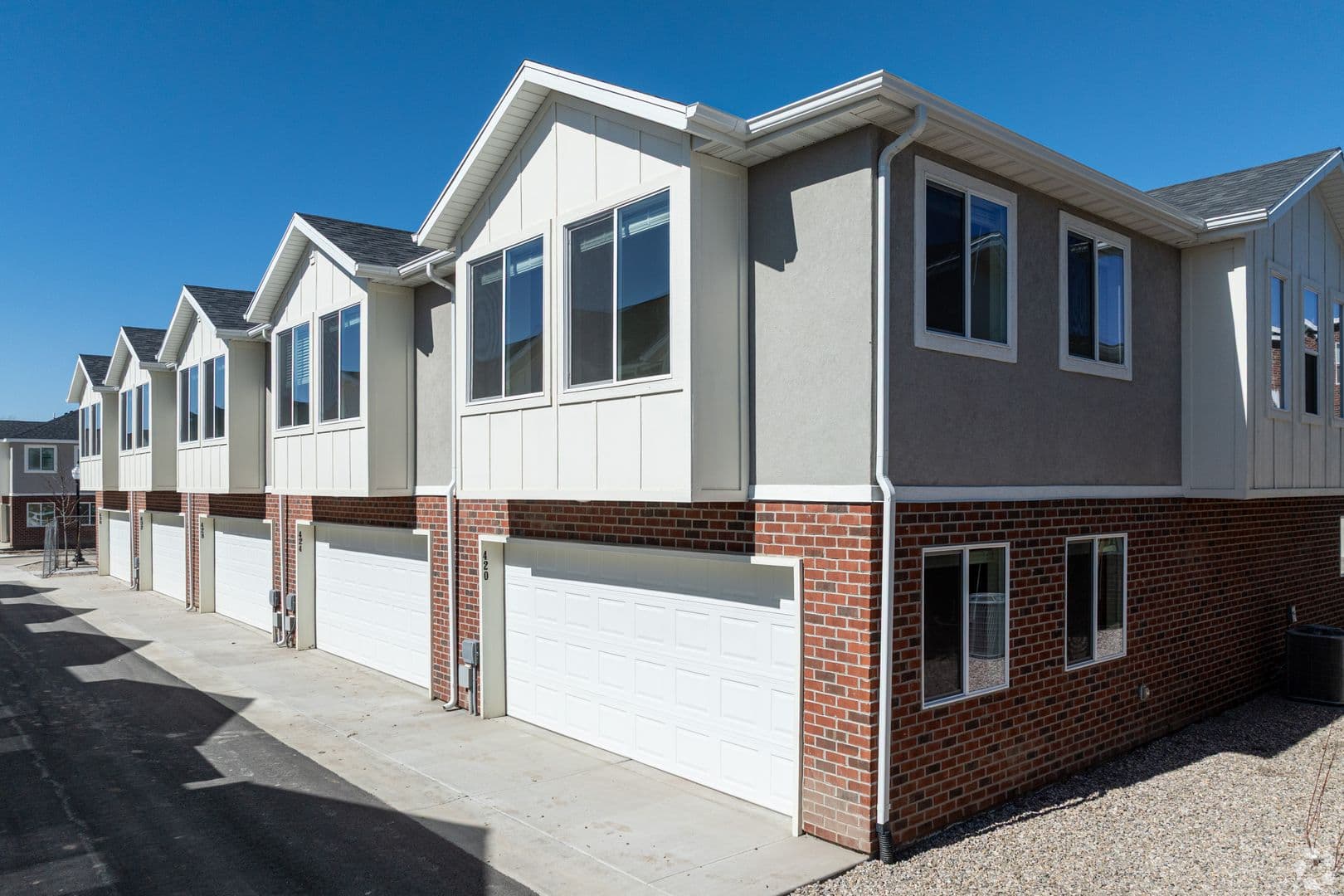 Ogden Townhome: 1090 S 400 W