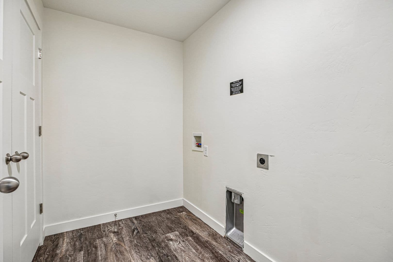 Magna Townhome: 7487 W Geraint St