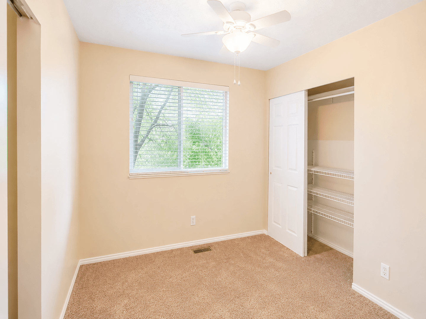 Sandy House: 9288 S Boise Circle