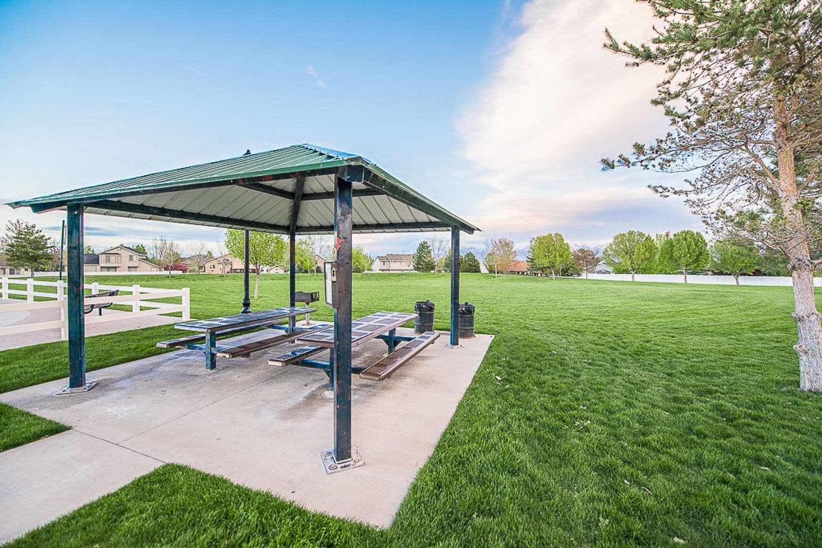 Herriman Townhome: 14411 S Ashburn Way