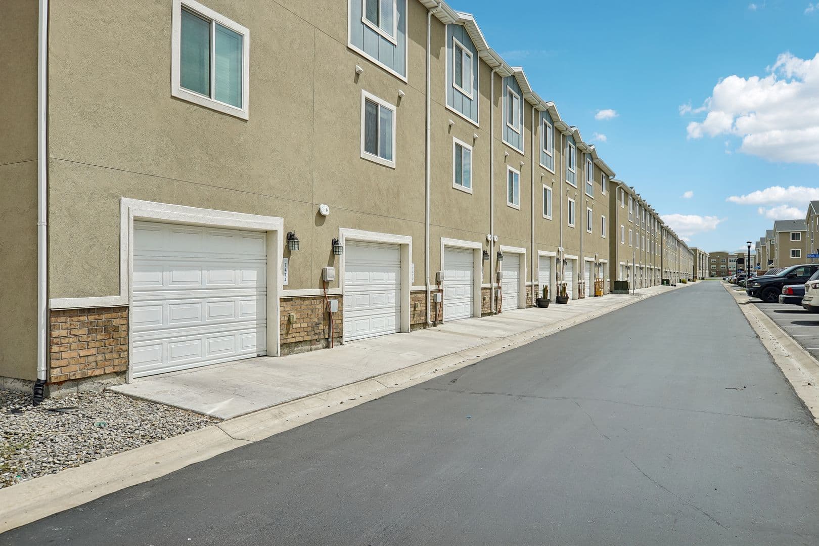 Magna Townhome: 7487 W Geraint St