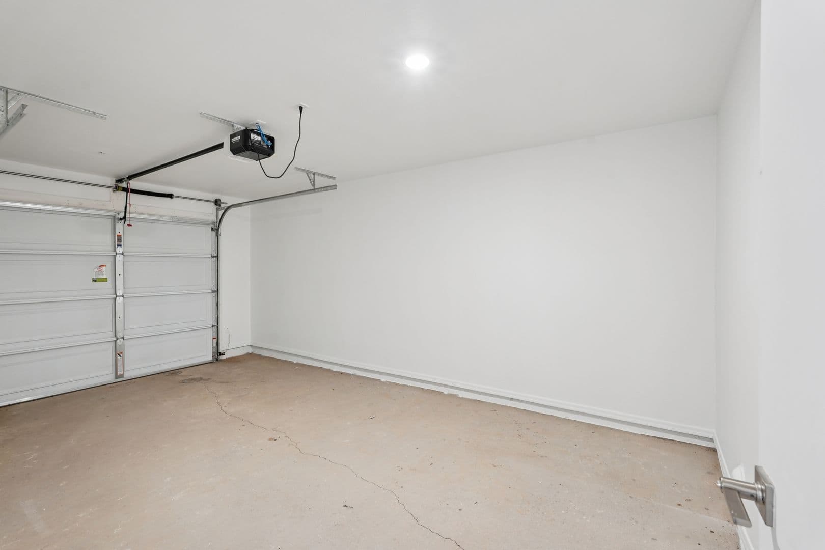 Surprise Townhome: 12570 N Cotton Ln