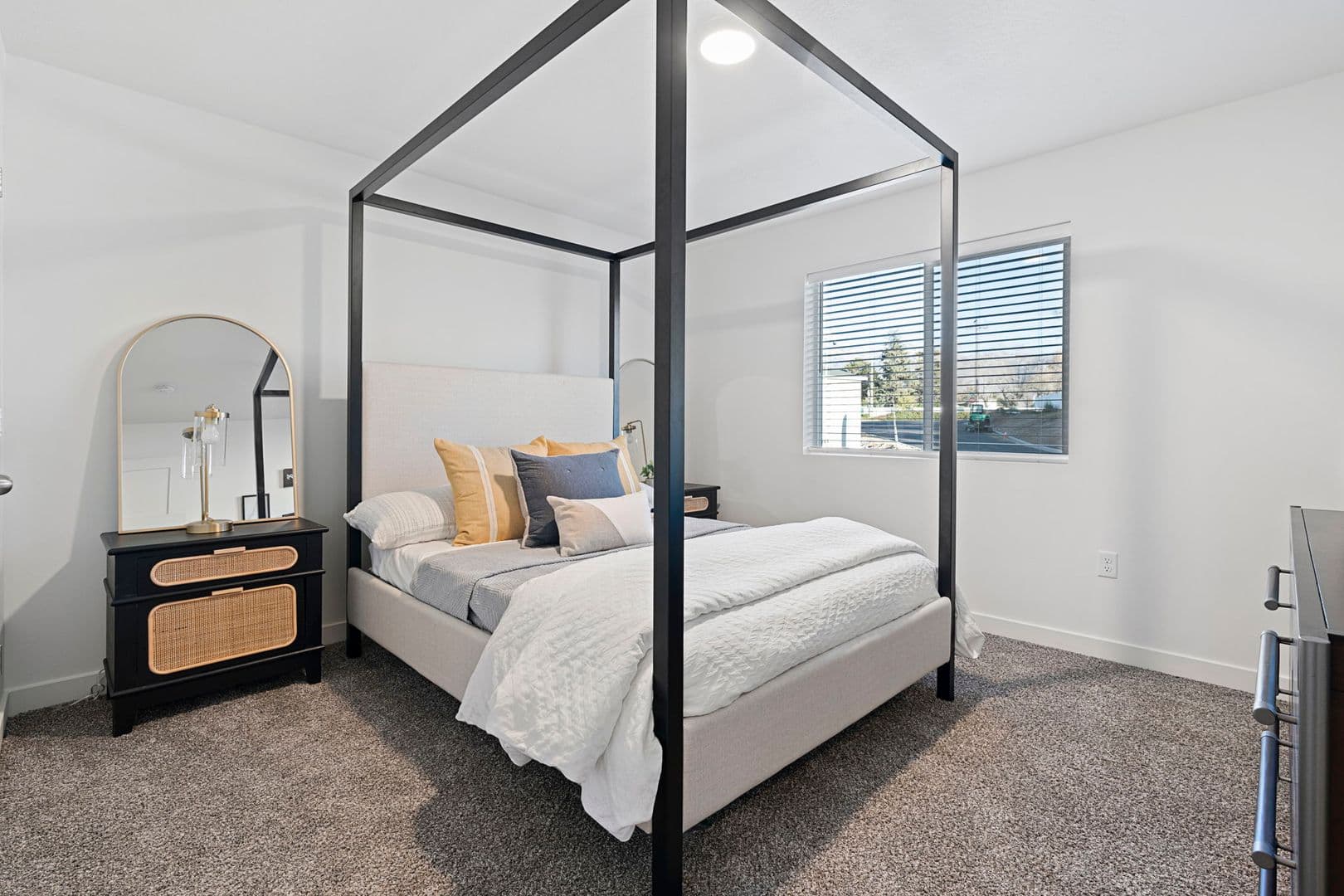 Roy Townhome: 3706 S 1900 W