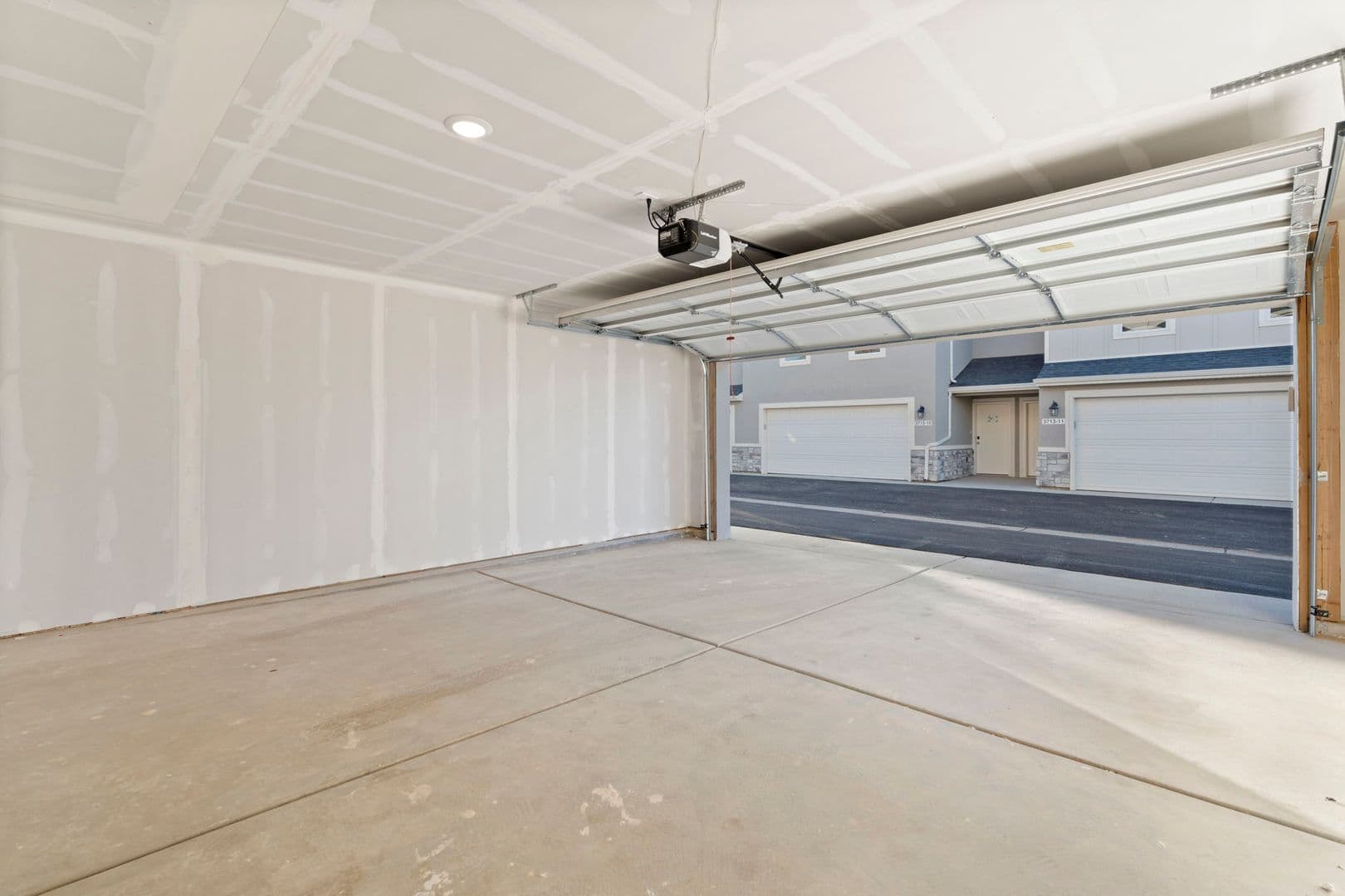 Roy Townhome: 3706 S 1900 W