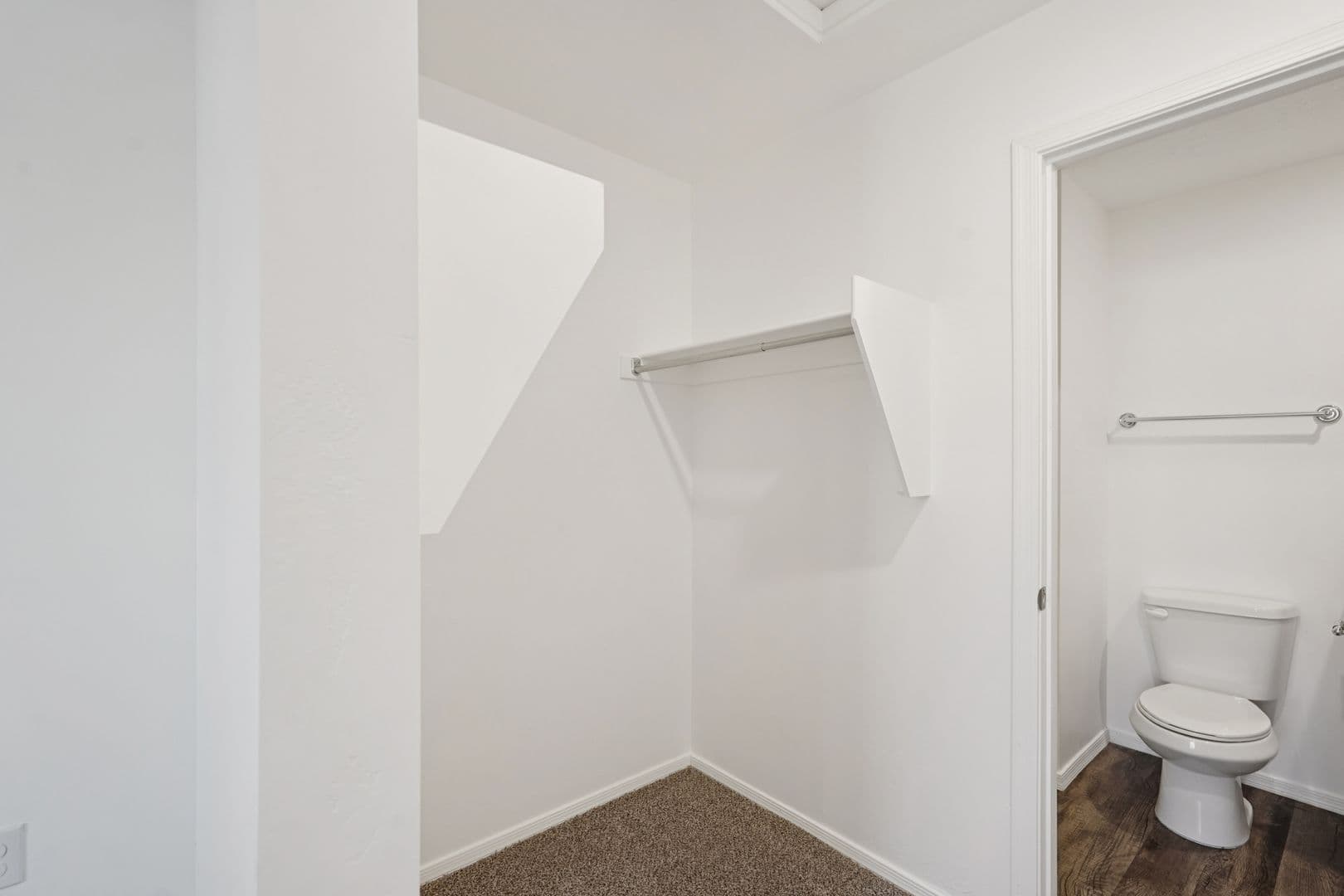 Surprise Townhome: 12570 N Cotton Ln