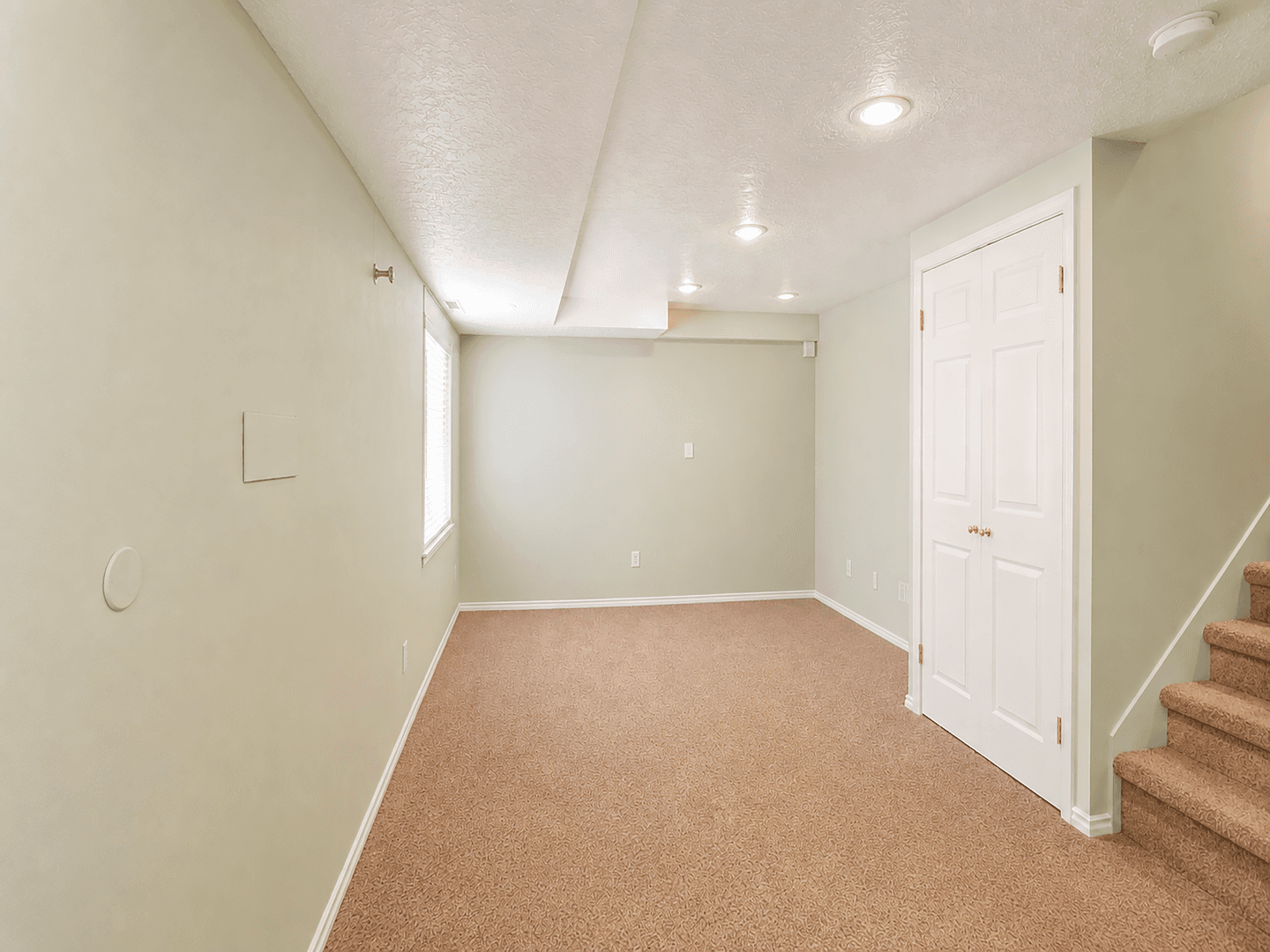 Sandy House: 9288 S Boise Circle