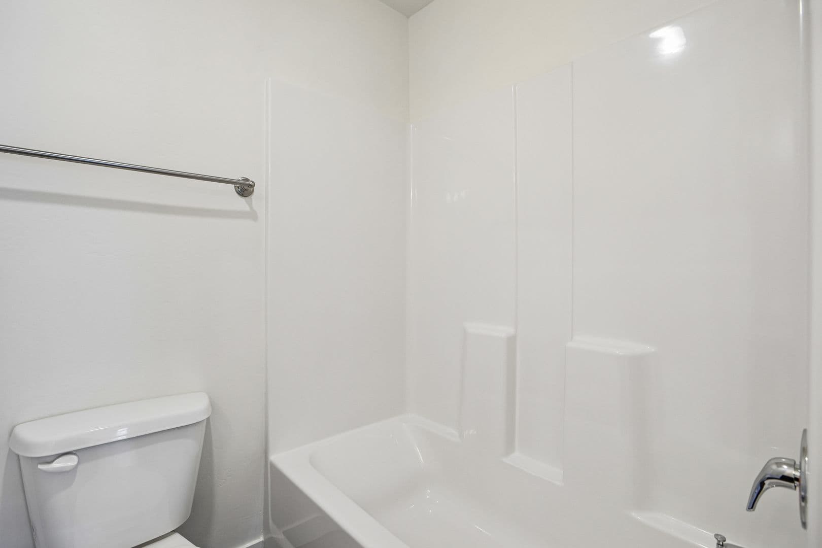 Eagle Mountain Townhome: Sunbury Ln