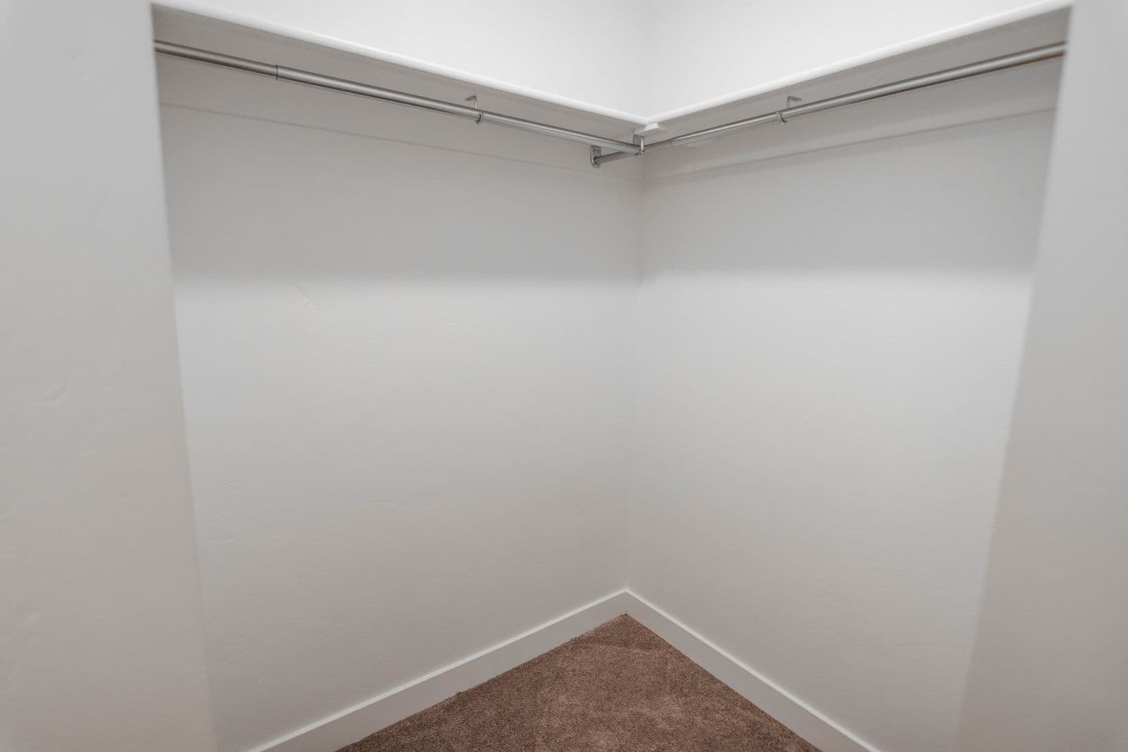 Vineyard Apartment: 190 E 630 N