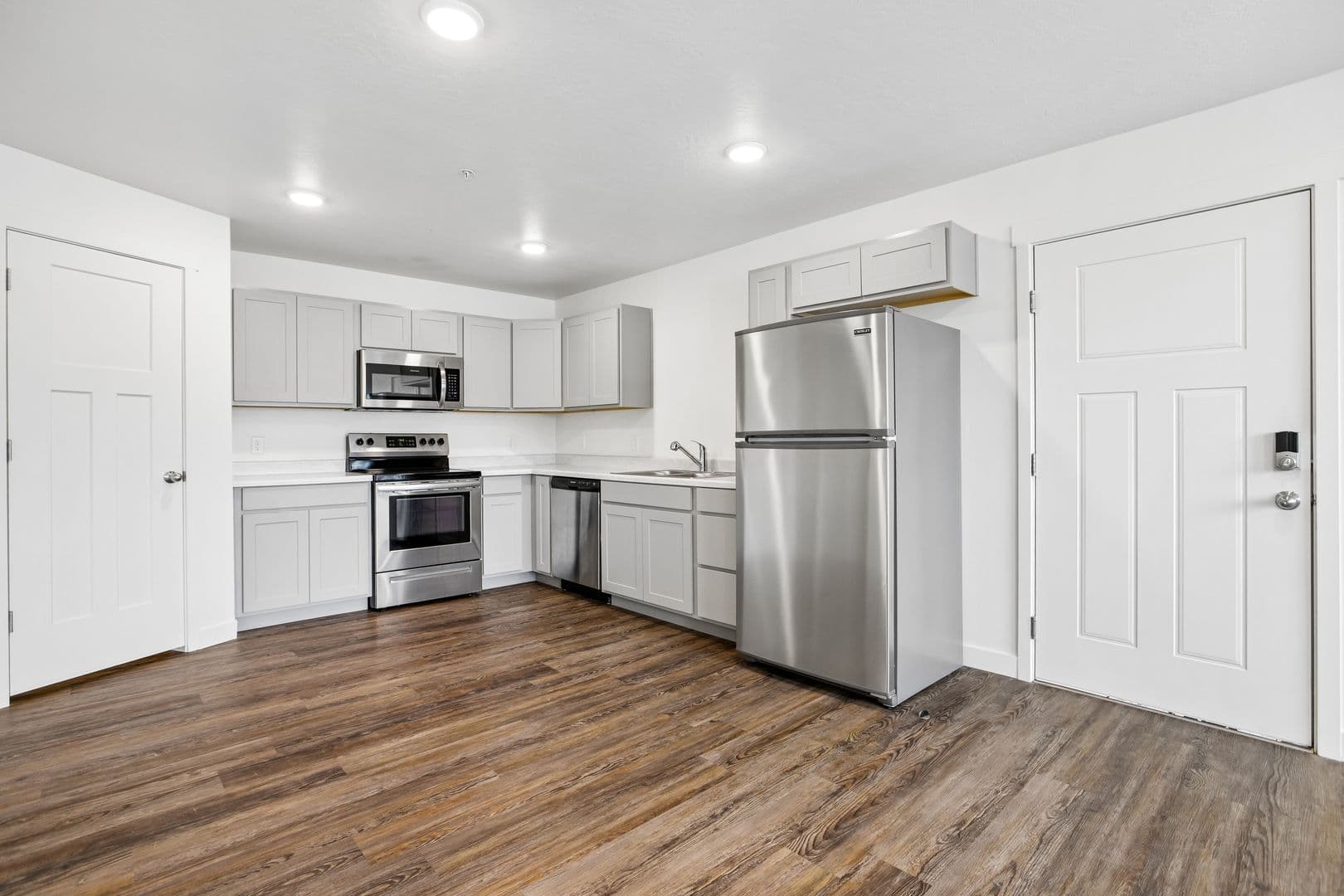 Payson Apartment: 388 W 650 N
