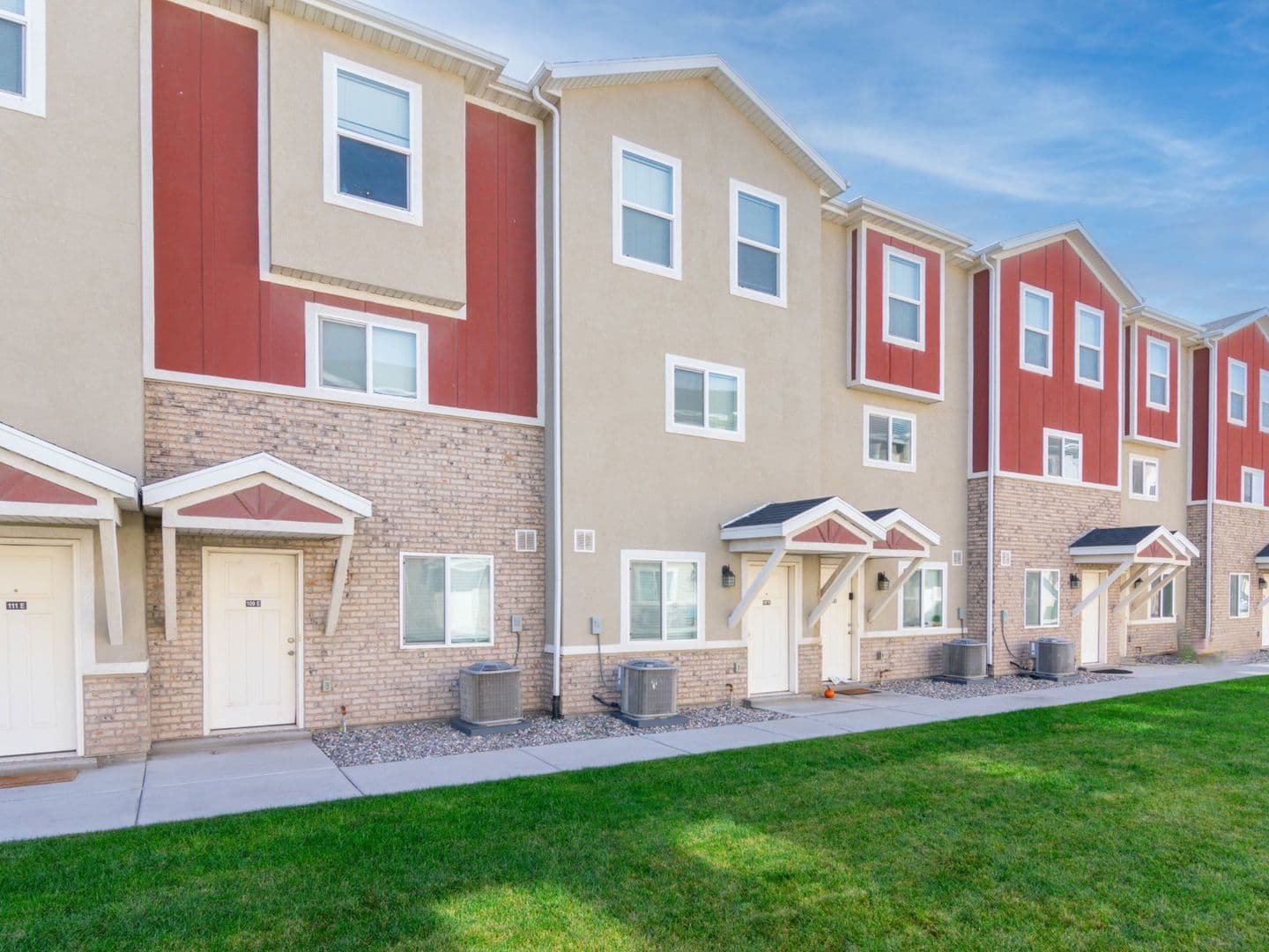 Vineyard Townhome: 100 E 630 N