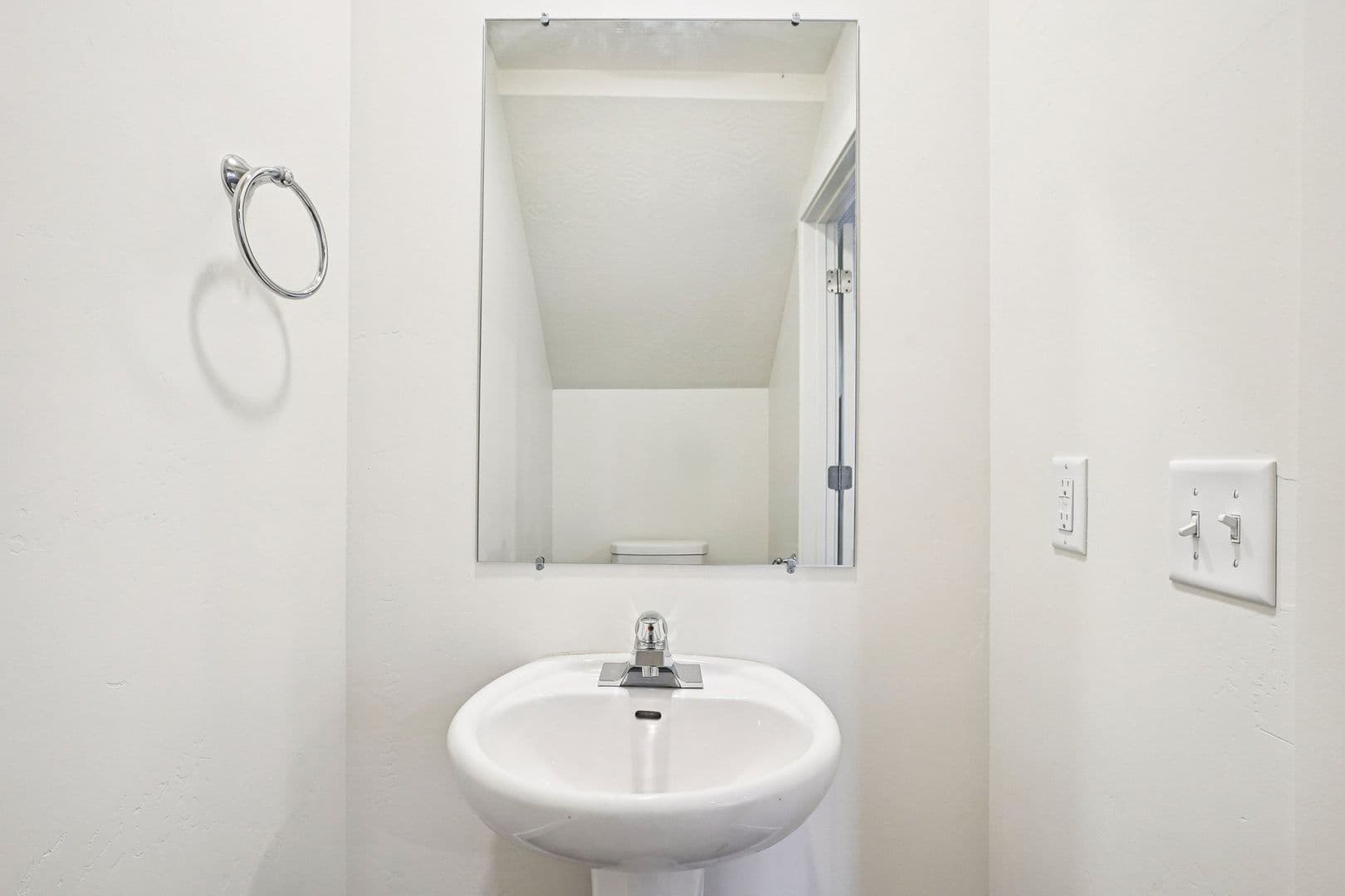 Ogden Townhome: 1090 S 400 W
