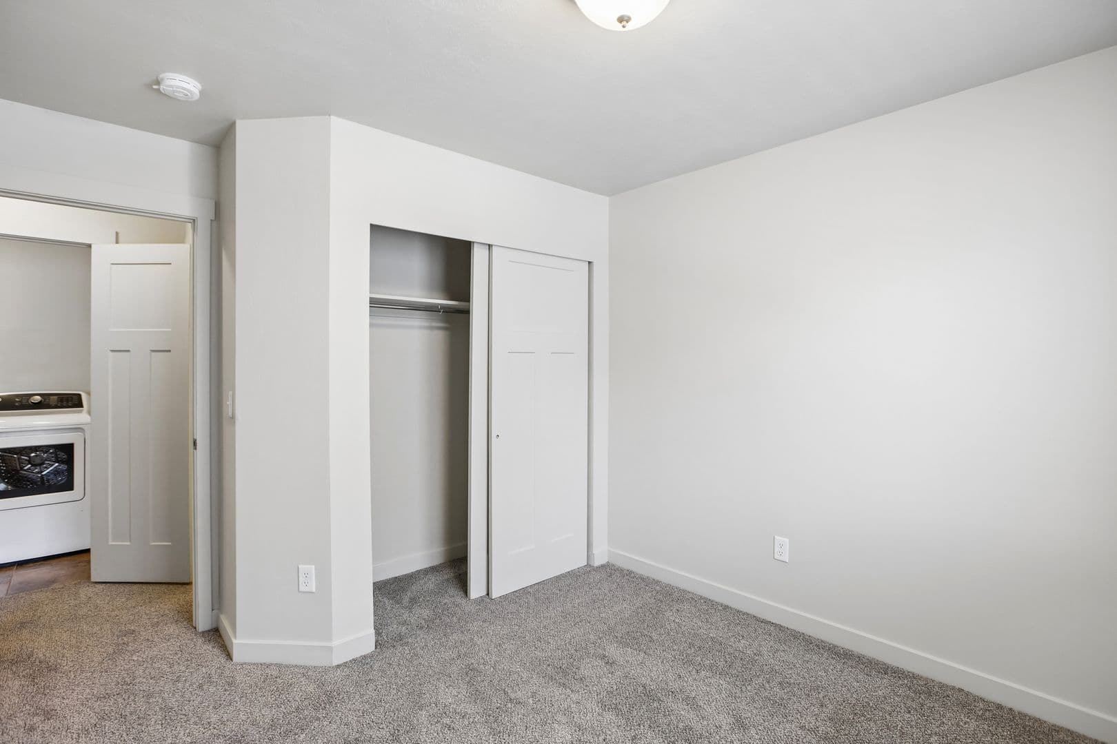 Herriman Townhome: 14411 S Ashburn Way
