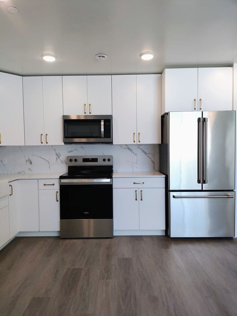 Nampa Townhome: 16852 Idaho Center Blvd