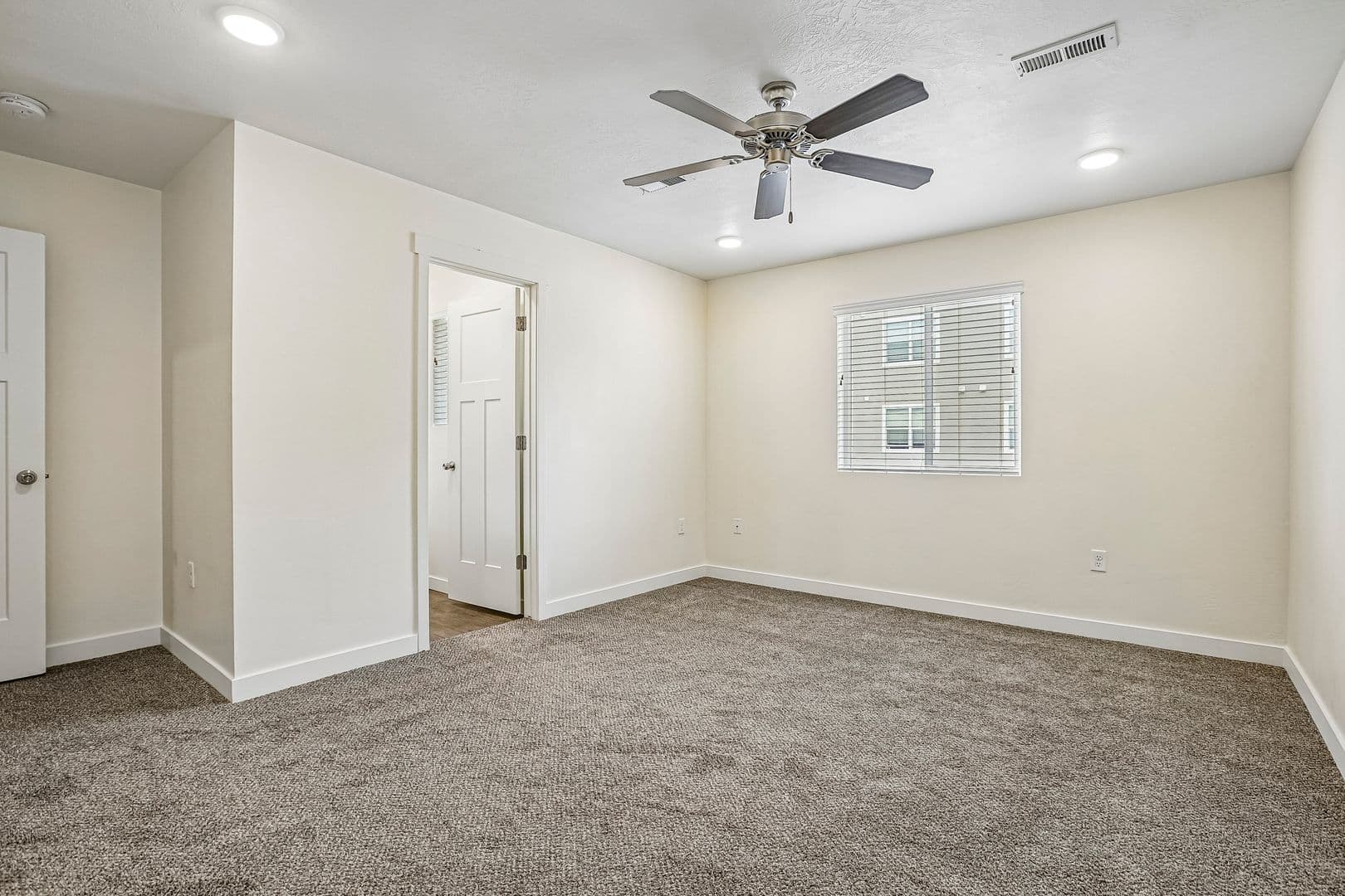 Magna Townhome: 7487 W Geraint St