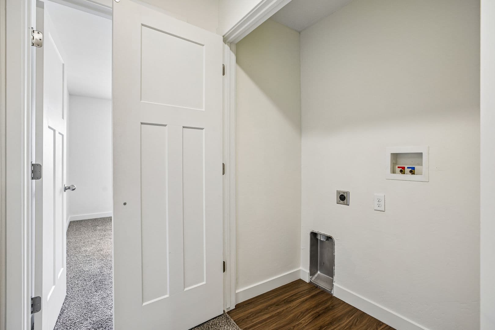 Eagle Mountain Townhome: Sunbury Ln