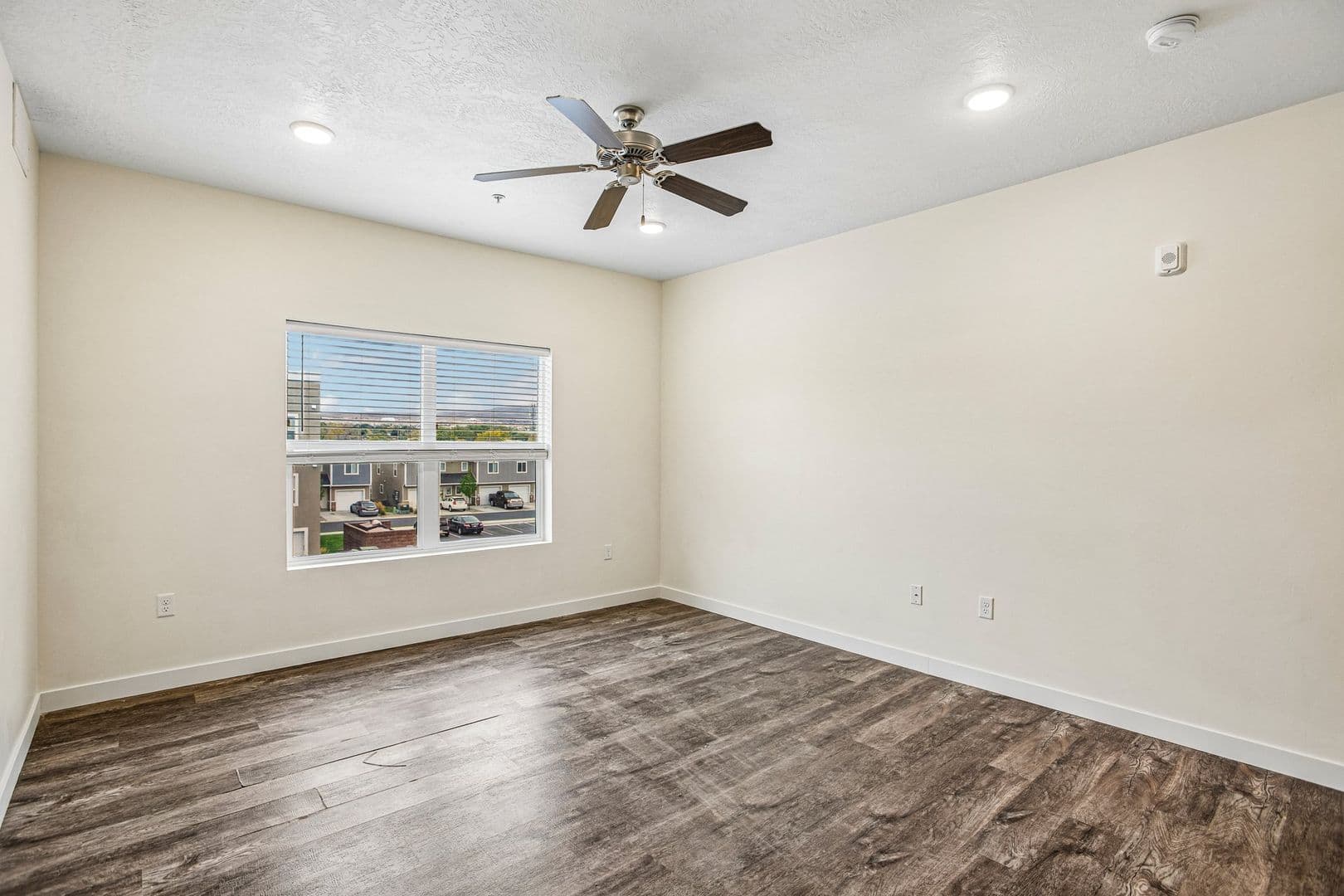 Magna Townhome: 7487 W Geraint St
