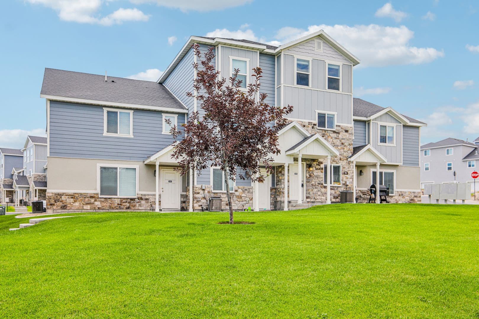 Herriman Townhome: 14411 S Ashburn Way