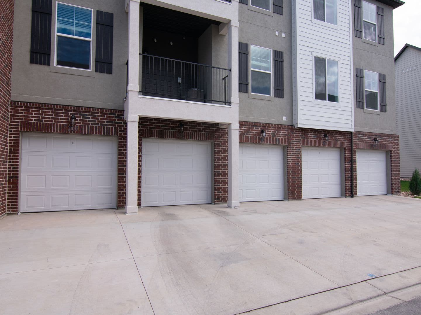 Mapleton House: 4664 S 680 W #202
