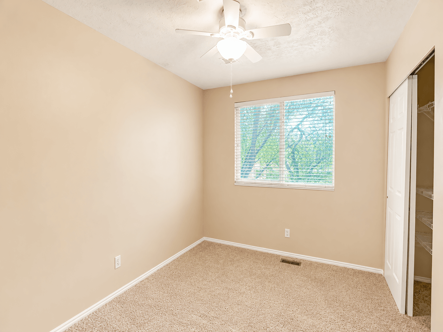 Sandy House: 9288 S Boise Circle