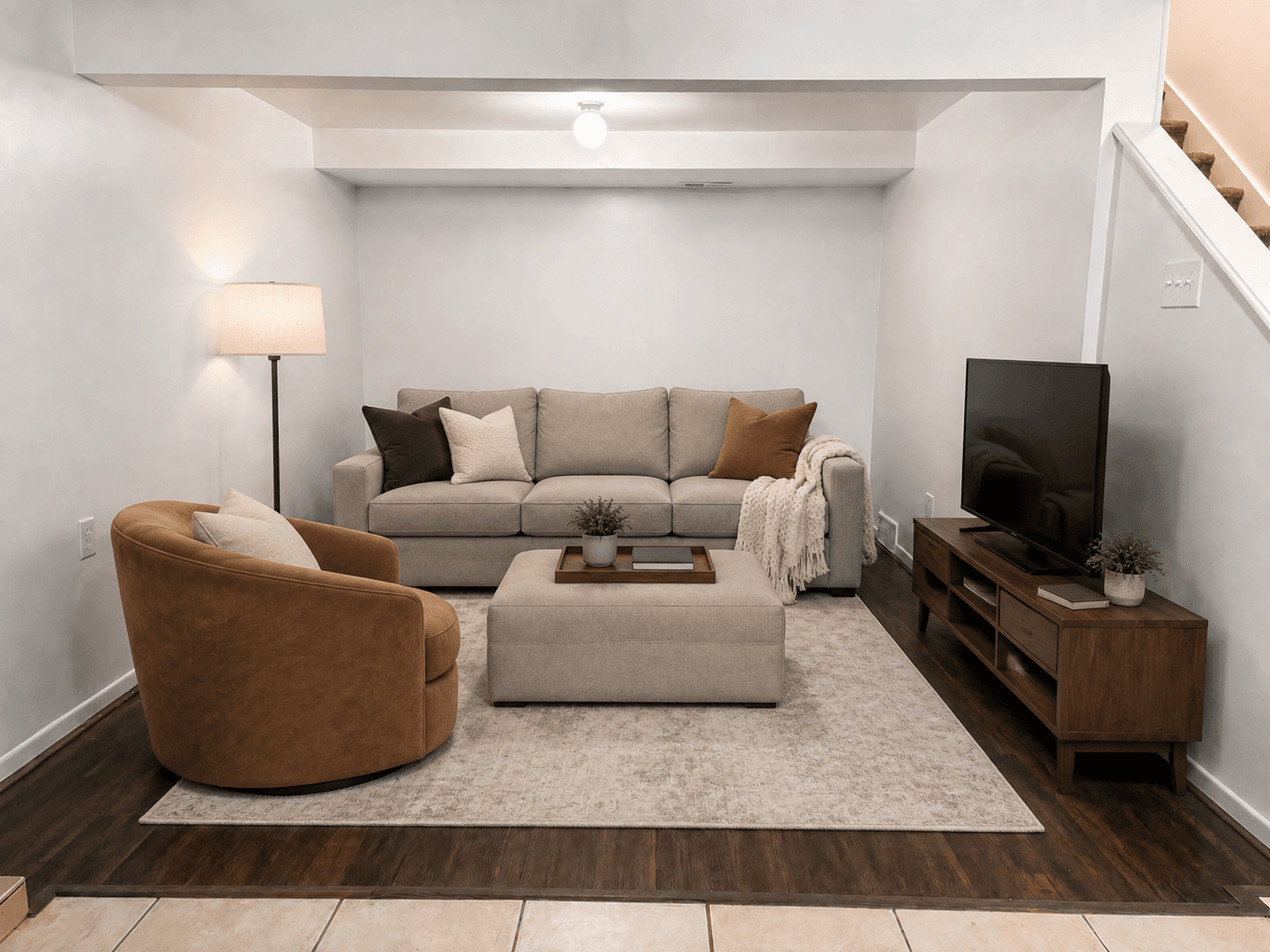 Murray House: 6087 S 1430 E #B