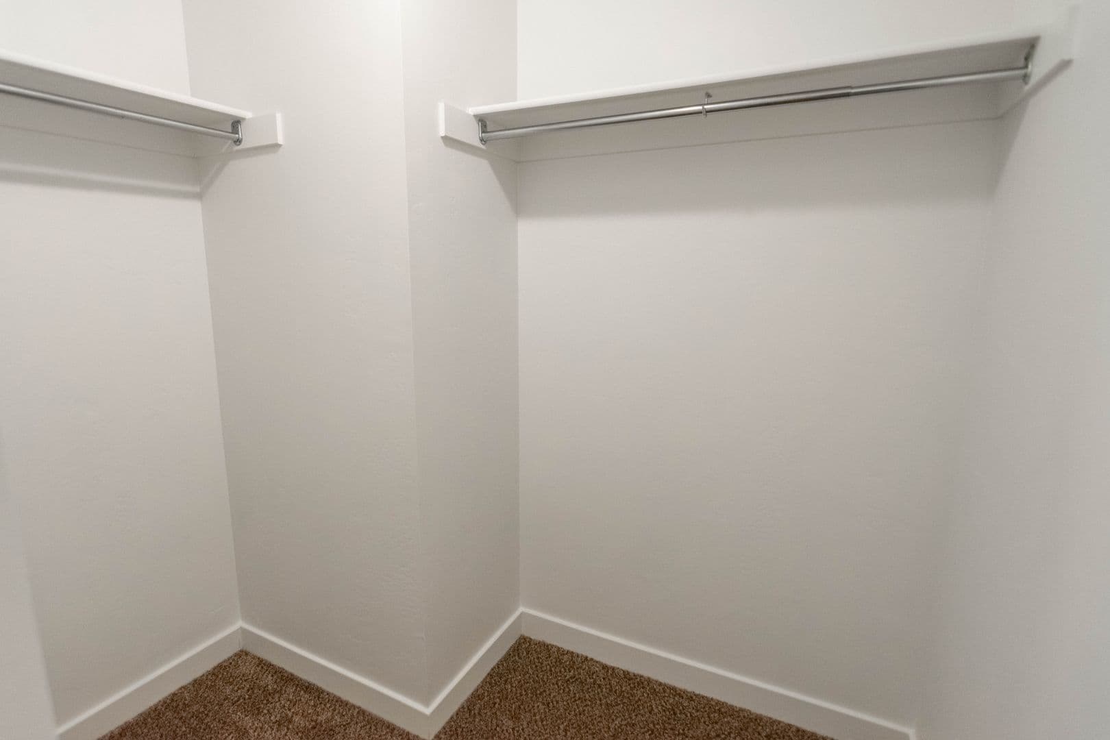 Vineyard Apartment: 190 E 630 N