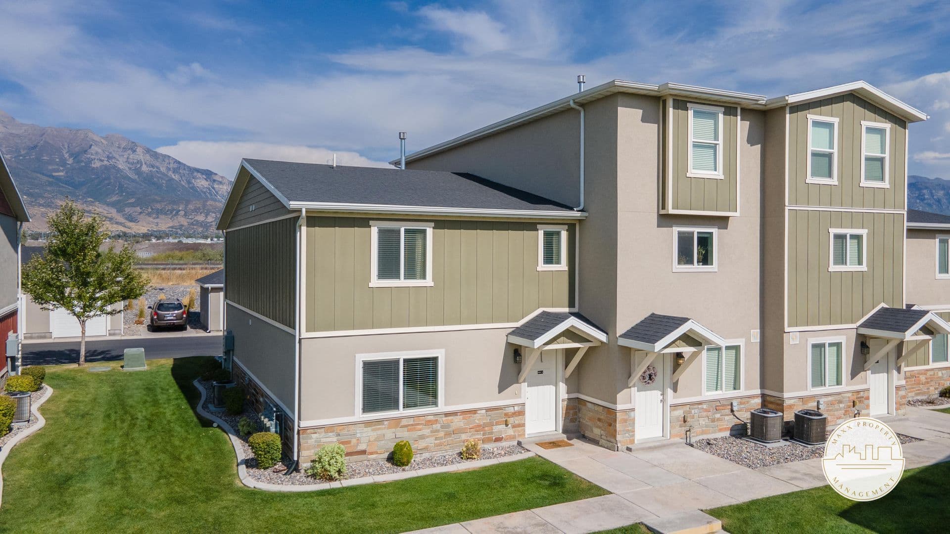 Vineyard Apartment: 190 E 630 N