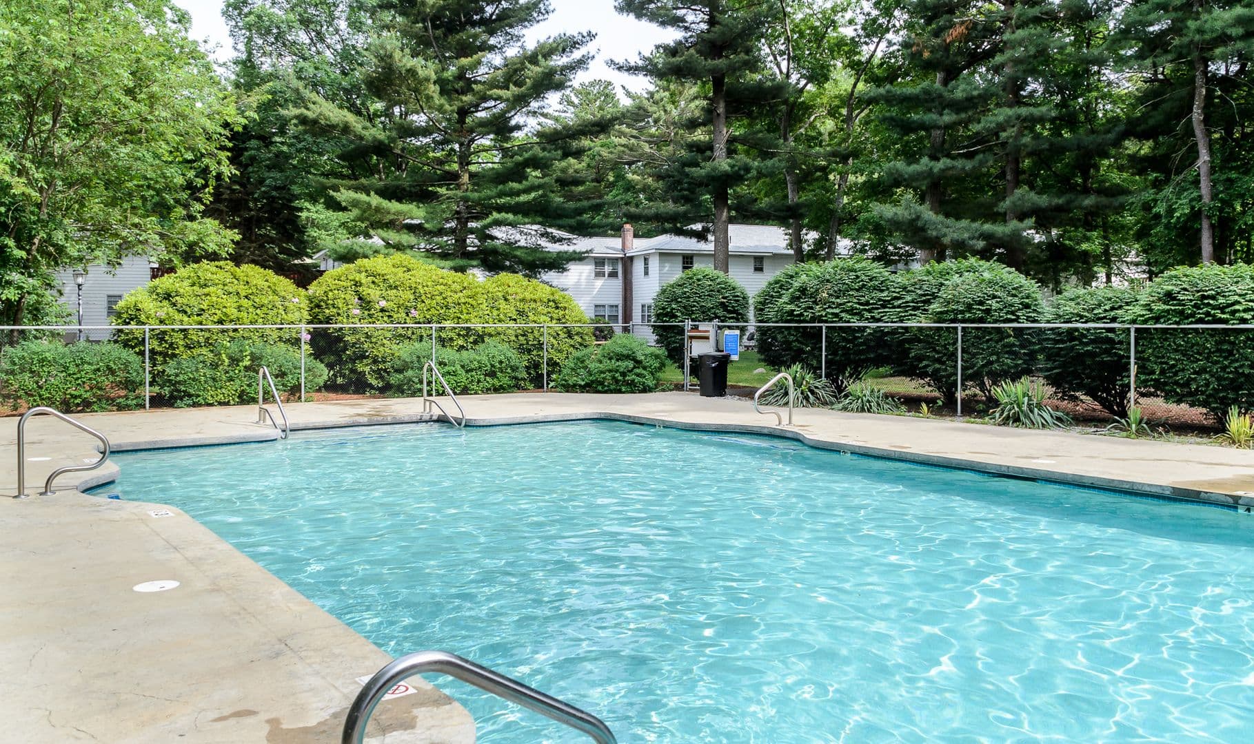 Foxboro Apartment: 101B Chestnut St.